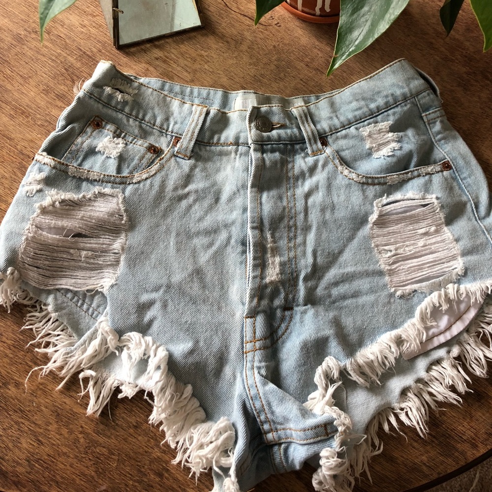 Super Cute Laundry Room Crop Shorts!